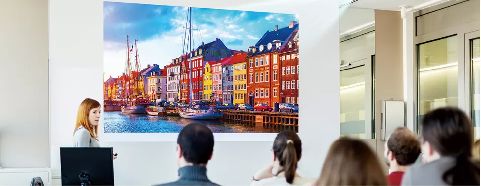 Máy chiếu Panasonic PT-LW336